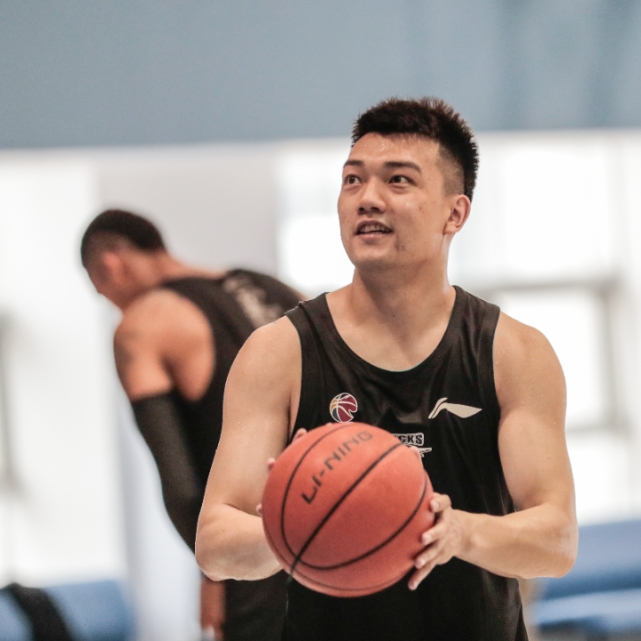 Jinnianhui-今夜体能课后，波特兰开拓者豪取连胜备战法国杯，管理层满意，身体对抗强度拉满的简单介绍